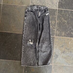 GAP Kids Gray-black Distressed Jeans low stride